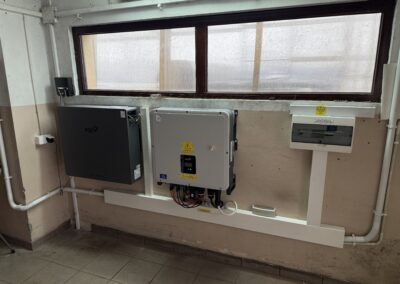 Instalacja fotowoltaiczna o mocy 20,25 kWp z magazynem energii FOXess EP11 o pojemności 10,46 kWh Siewierz